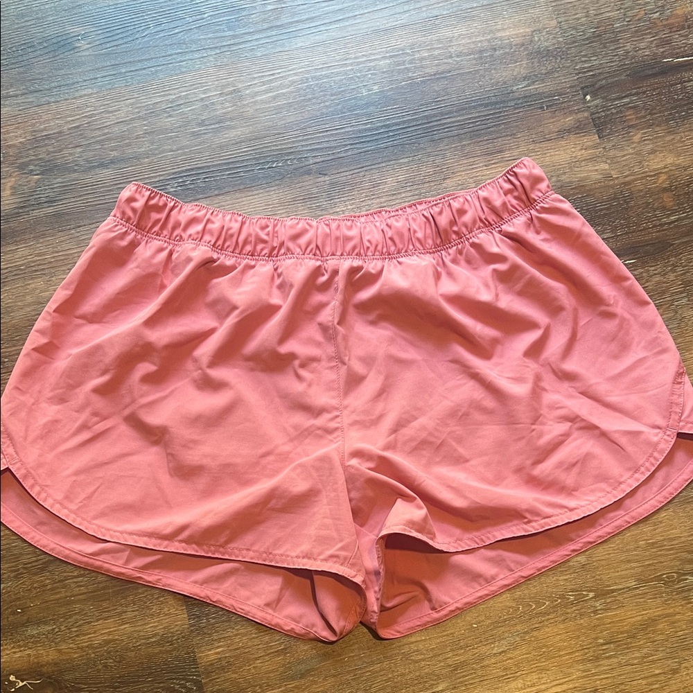 Old Navy Women's Athletic Shorts in Rose Pink